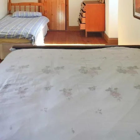 Holiday Scarriff Eir02149 F Scarriff (Clare)